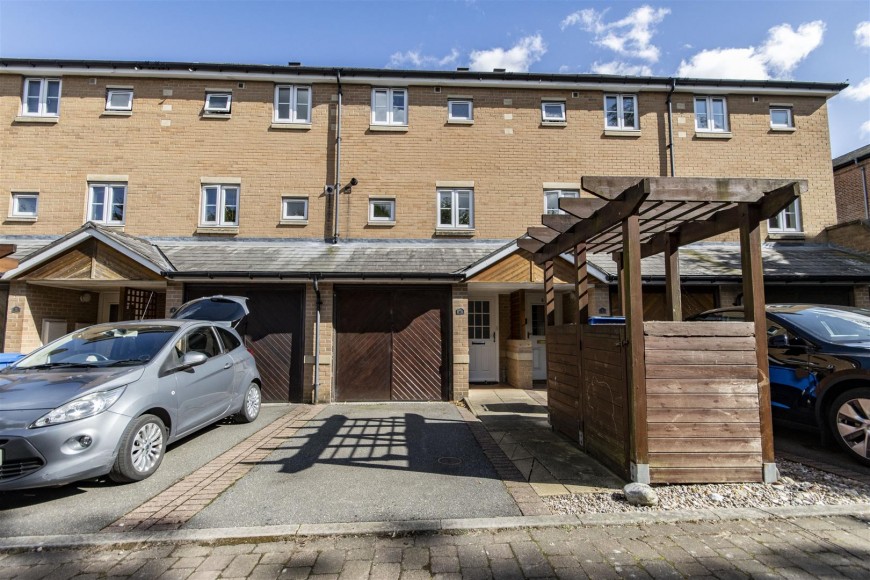 Portland Close, Chesterfield