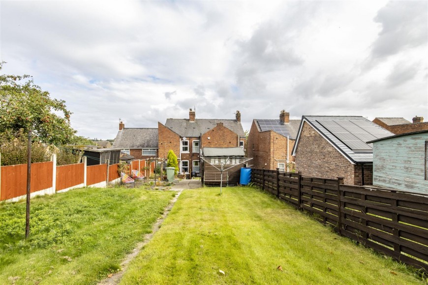 Queen Victoria Road, New Tupton, Chesterfield