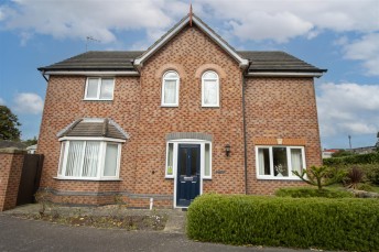 St. Martins Close, Newbold, Chesterfield