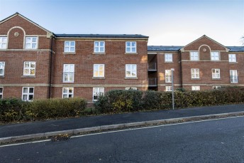 Stirling Court, off Nightingale Close, Chesterfield