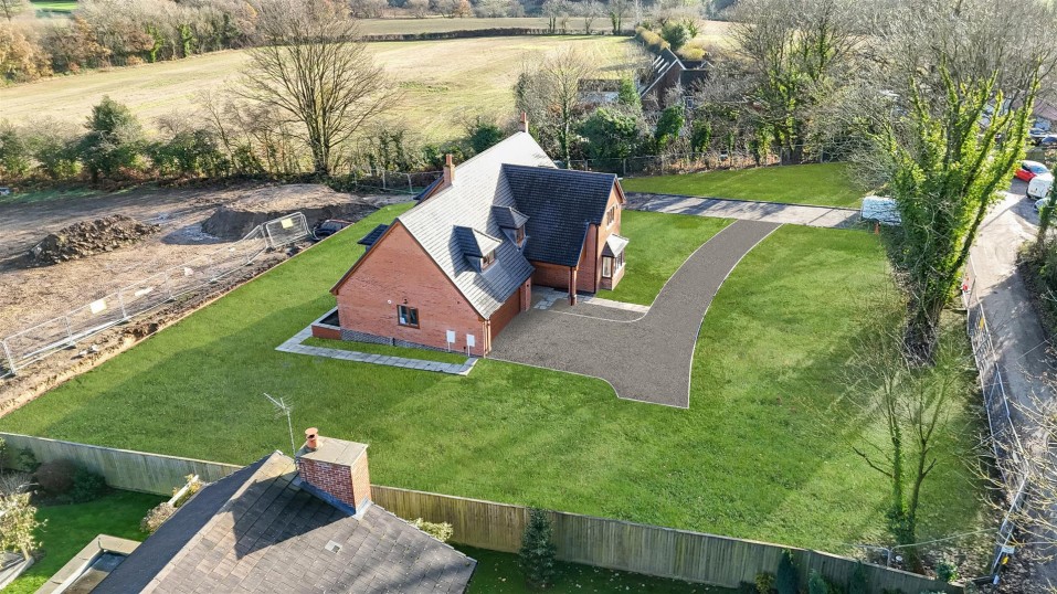 Brassington Lane, Old Tupton, Chesterfield