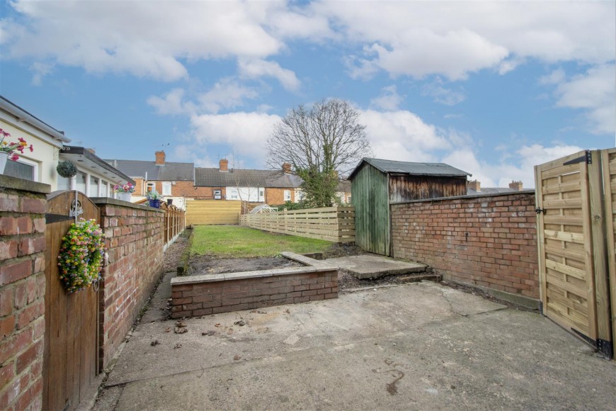 Meakin Street, Hasland, Chesterfield